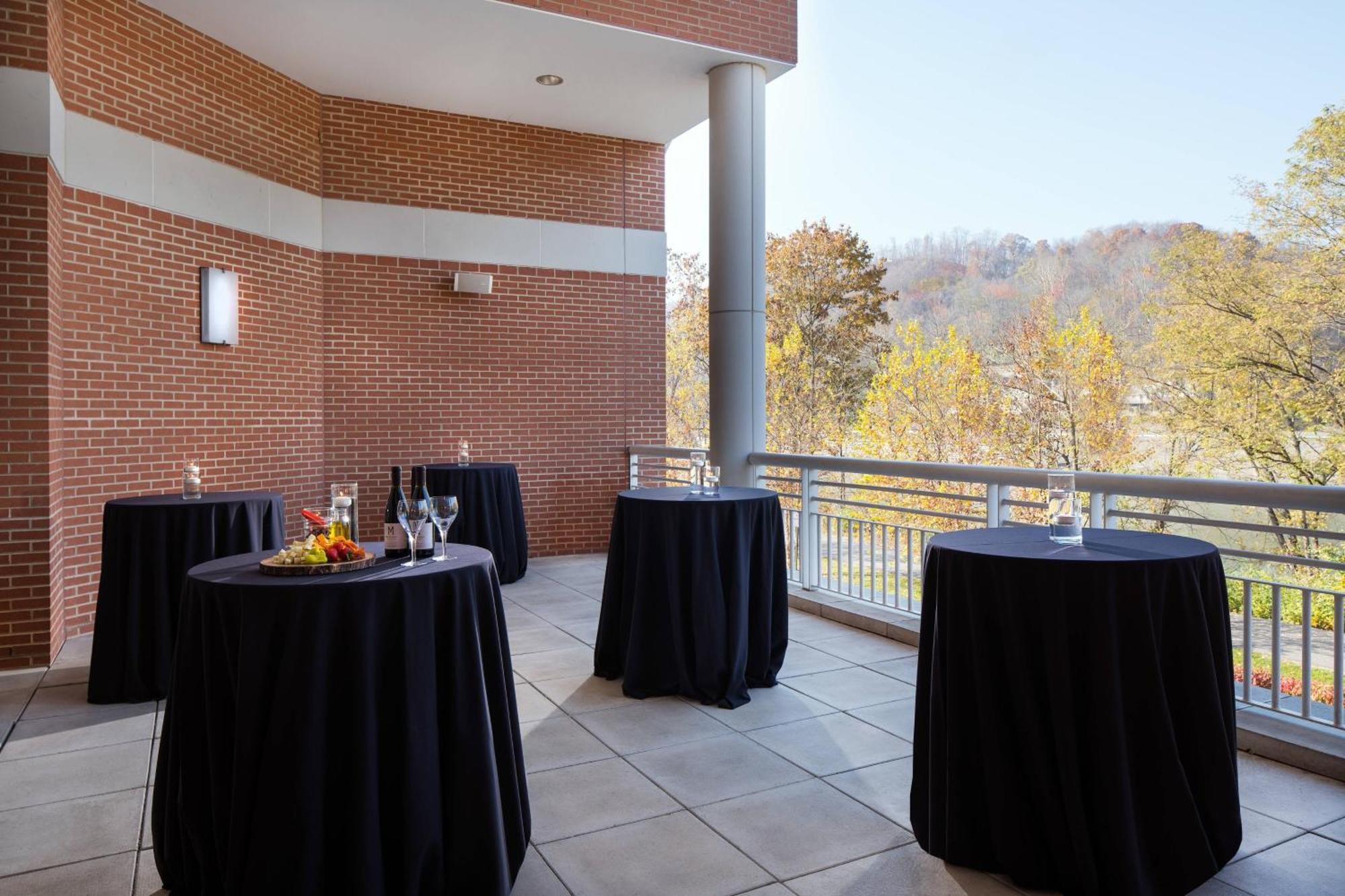Morgantown Marriott At Waterfront Place Buitenkant foto