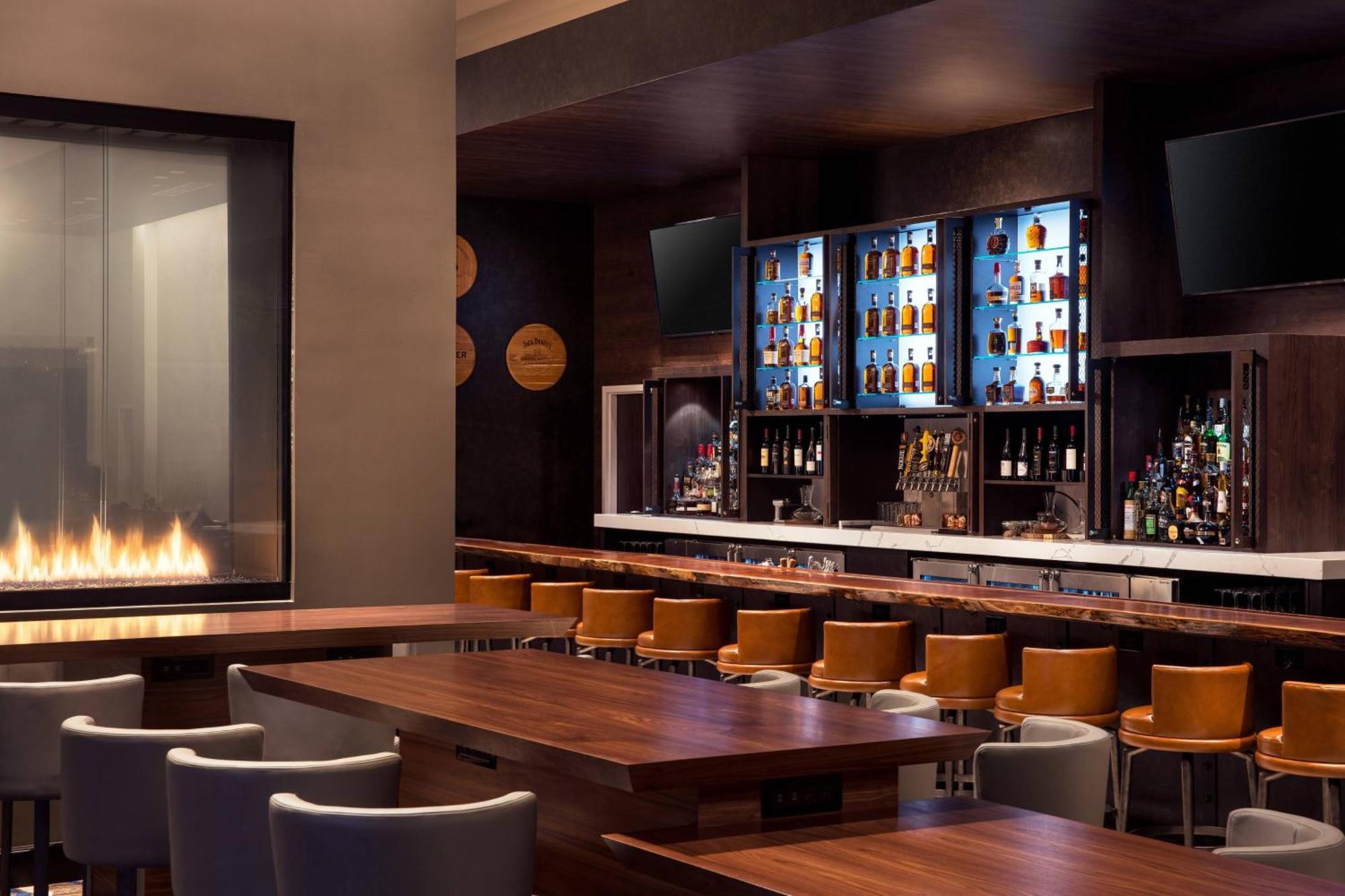 Morgantown Marriott At Waterfront Place Buitenkant foto